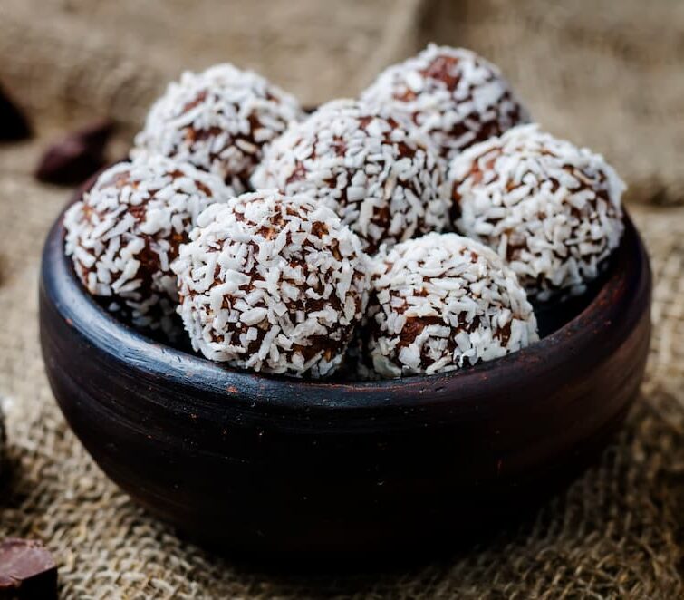 Energy Balls mit Mandelmus