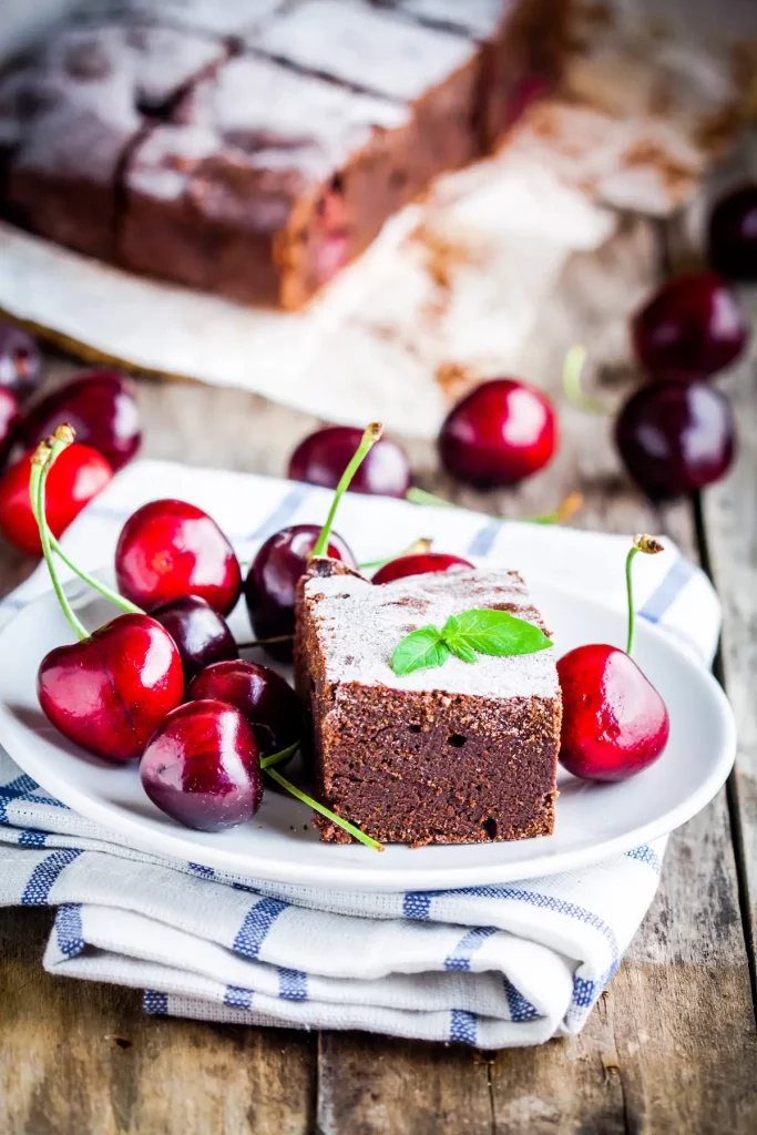 Saftiger Schoko Kirsch Kuchen