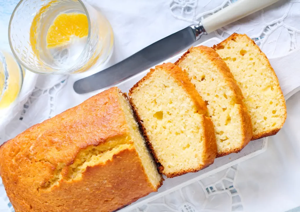 Kuchen mit Kokosmehl und Quark